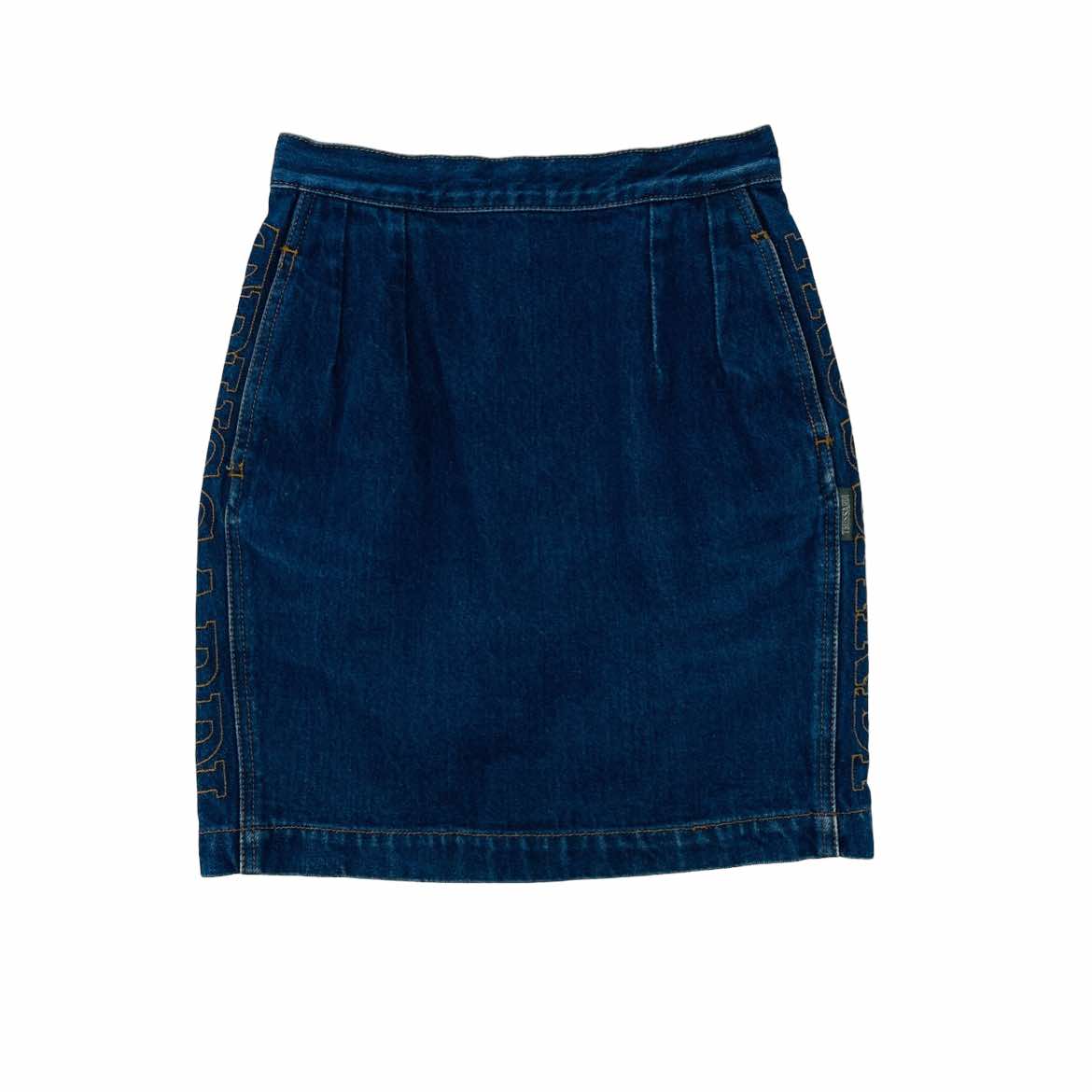 
                  
                    Ladies Y2K Mini Skirt - XS
                  
                