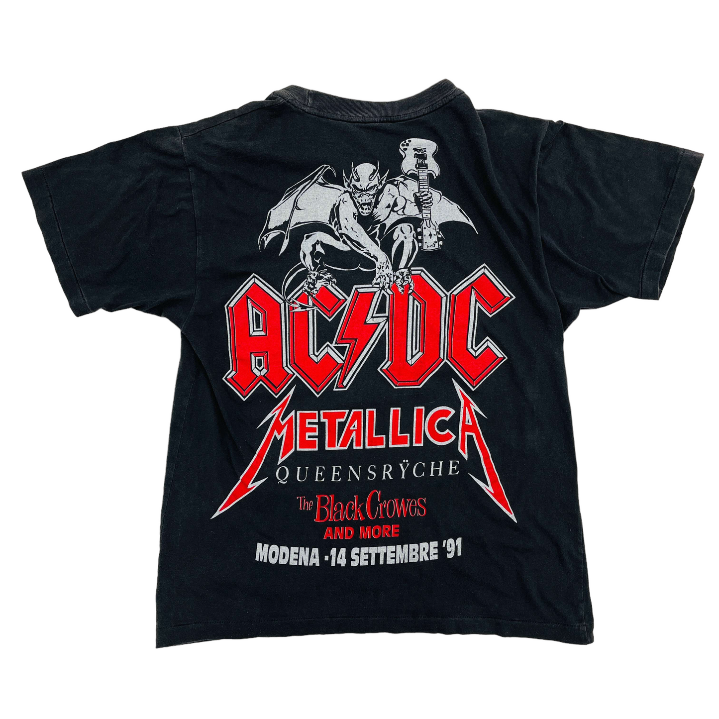 
                  
                    1991 ACDC x Metallica Monsters Of Rock T-Shirt - XS
                  
                