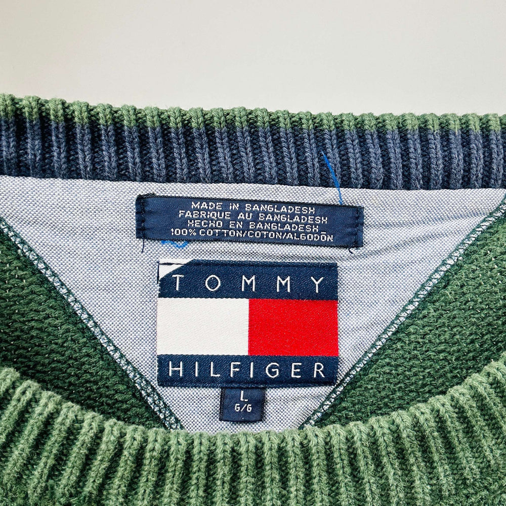 
                  
                    Unisex Tommy Hilfiger Heavyweight Knitted Jumper - Large
                  
                